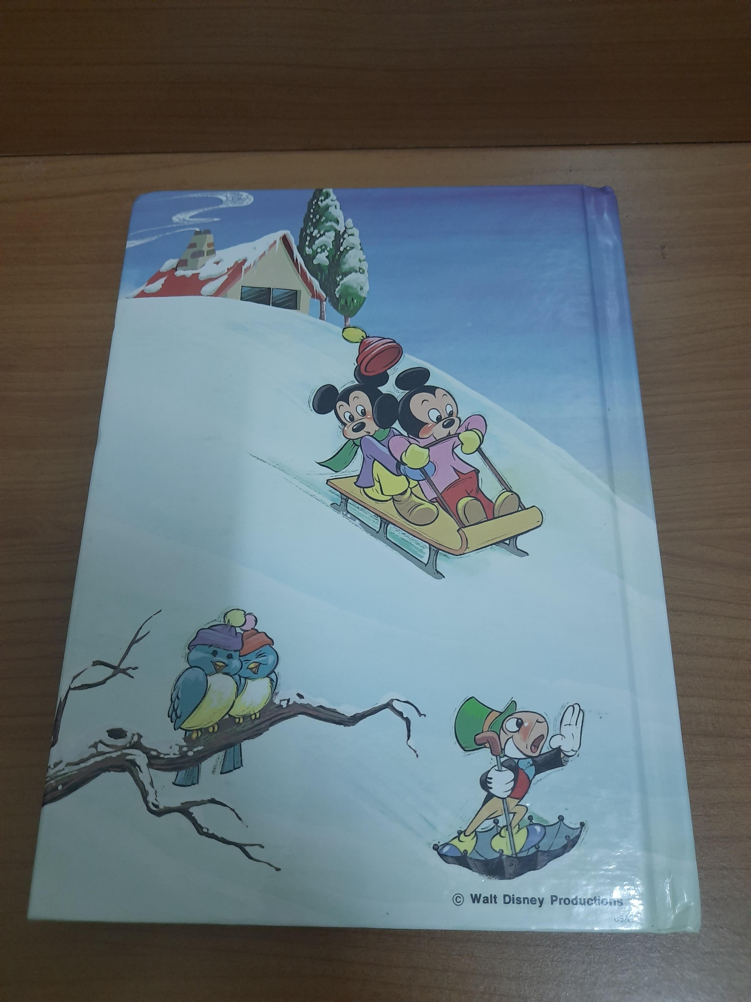 WALT DISNEY : STORY A DAY WINTER