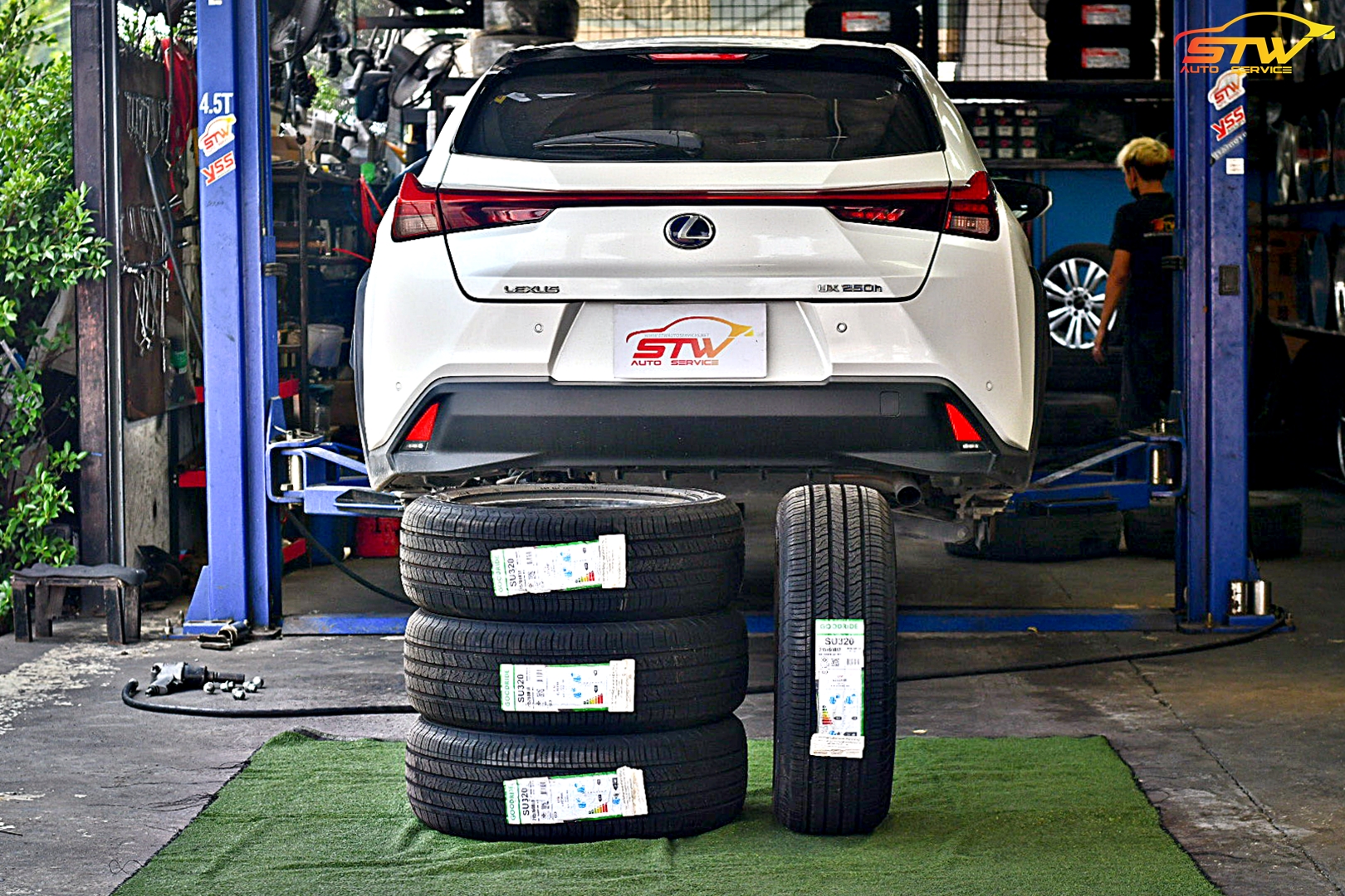 ยาง GOODRIDE CROSS LEGEND SU320 215/60R17 96H ติดตั้งใส่ LEXUS UX250h