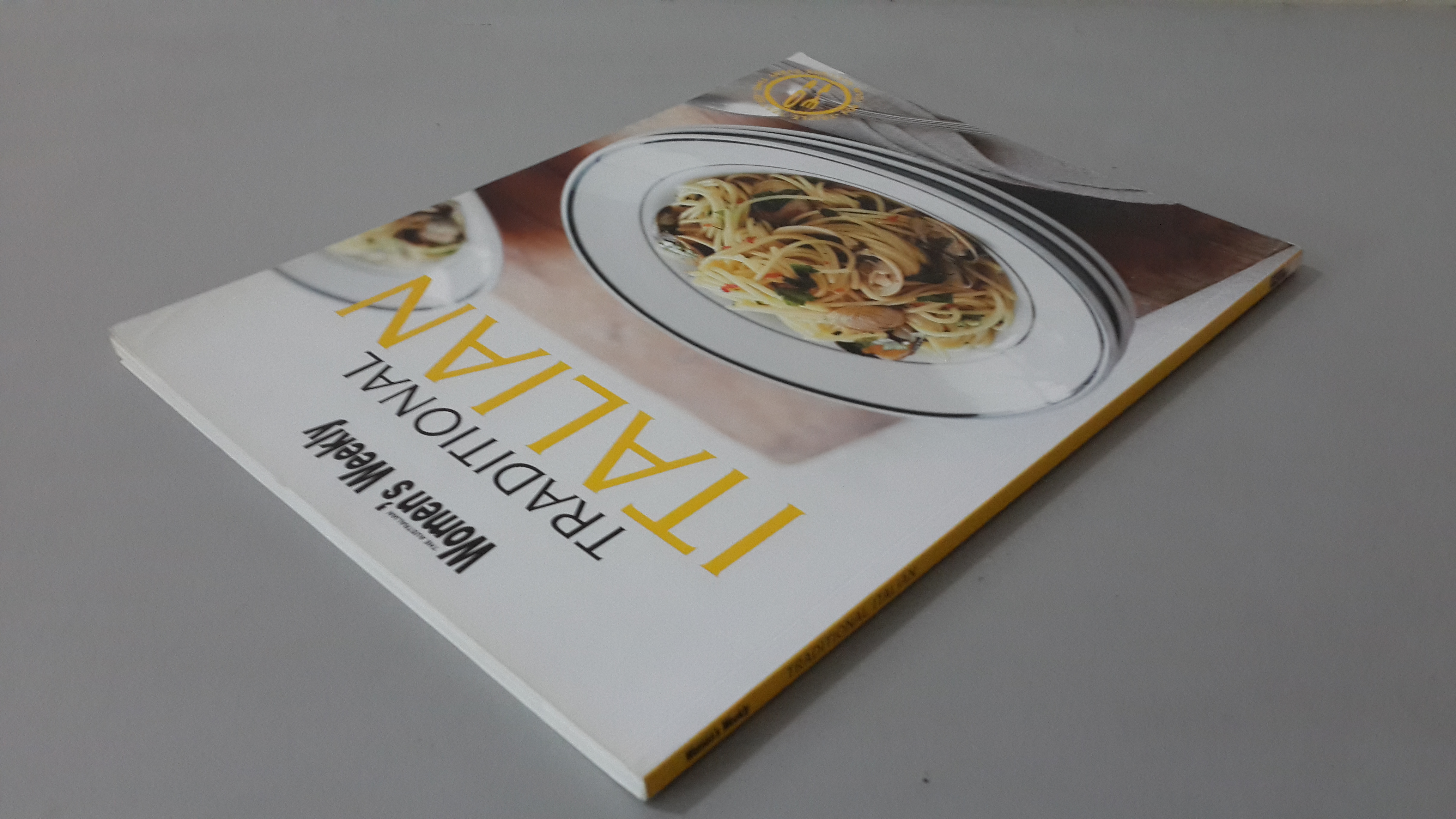 TRADITIONAL ITALIAN / Women's Weekly