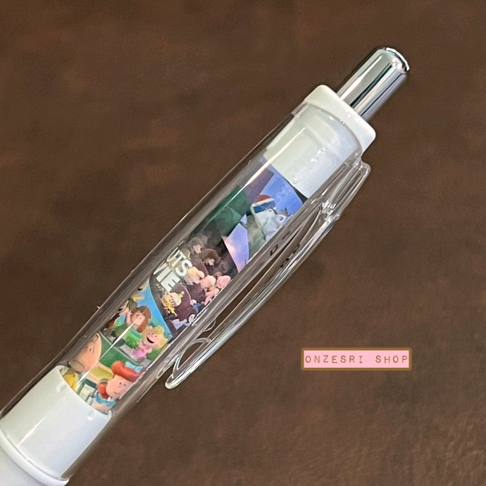 ดินสอกดเขย่าไส้ Dr.Grip I Love Snoopy Peanuts Movie ลาย Collage ที่จับสีดำ หัว 0.5