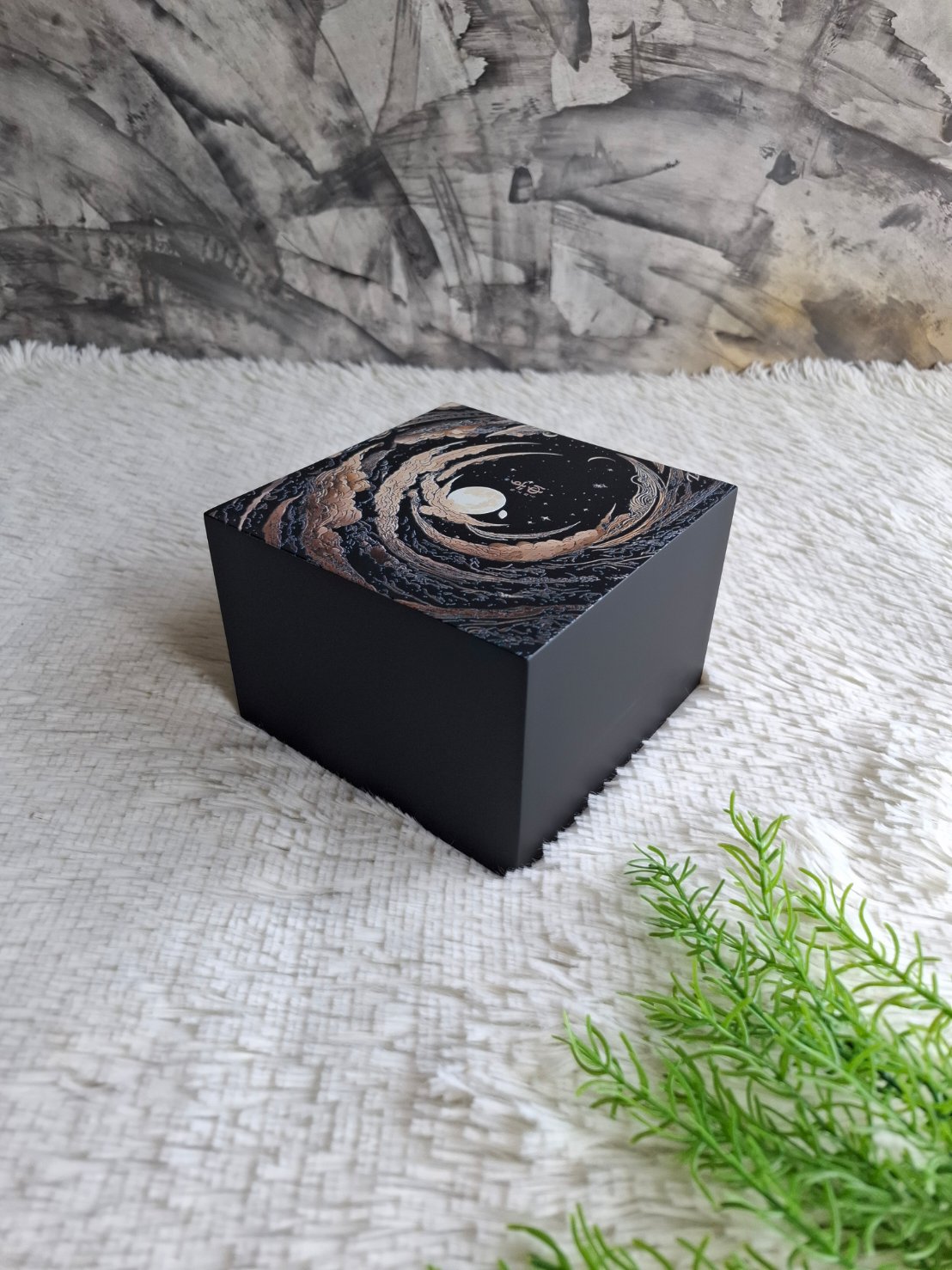 ถาดไม้สีดำ