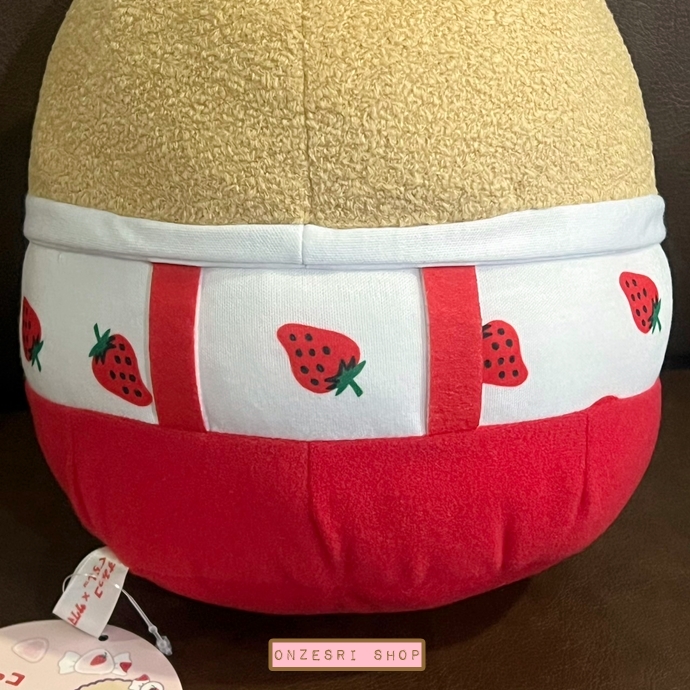 ตุ๊กตา Sumikko Gurashi x Sakuma Strawberry Milk Candy(Limited) แบบ Tonkatsu ขนาด 24 x 19 x 14 ซม. ไม่มีขายทั่วไป เป็นแบบต้องลุ้นกับทางหน้าร้าน San-X ที่ญี่ปุ่นเท่านั้น
