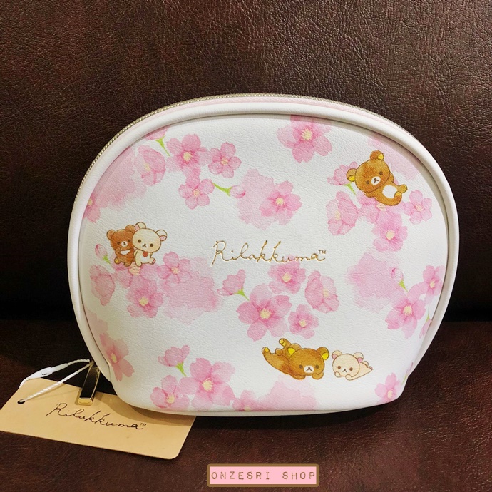 กระเป๋า Rilakkuma Sakura Series (Limited) แบบ Round Pouch แบบลายพร้อย ขนาด 15 x 12 x 7.5 ซม. เป็นหนัง PU