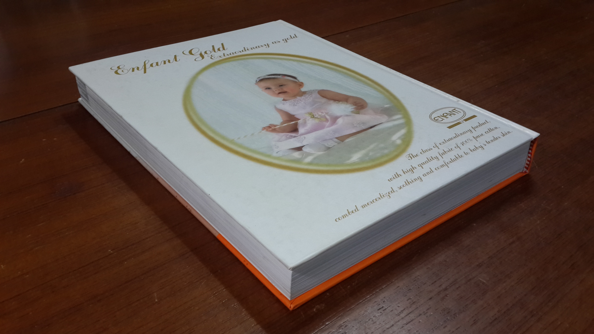 คู่มือเลี้ยงลูก / ศ.(เกียรติคุณ) พญ.ชนิกา ตู้จินดา