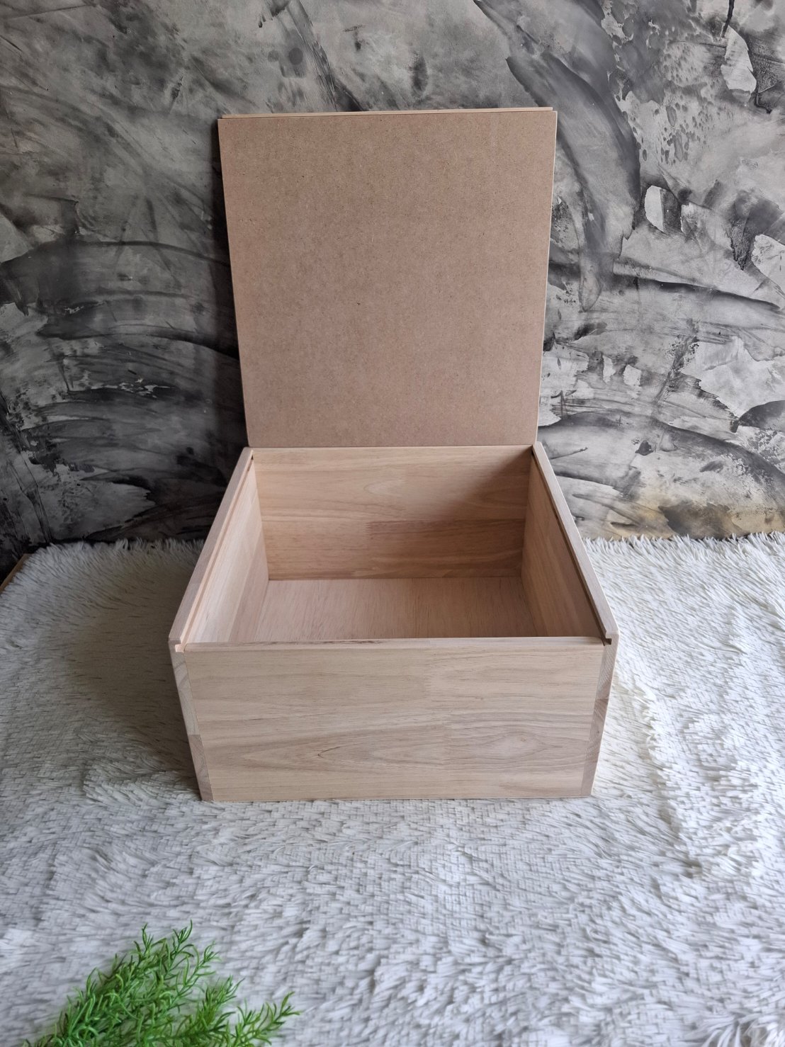 กล่องไม้ฝาสไลด์