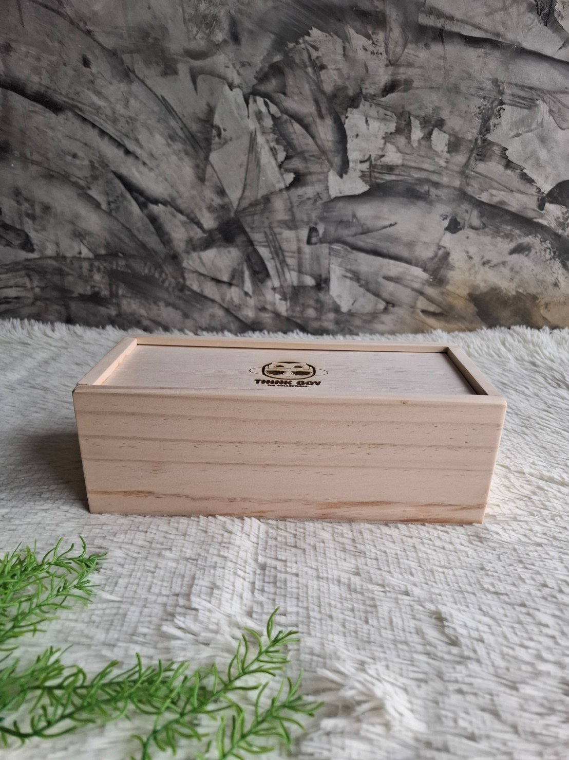 กล่องไม้ฝาสไลด์