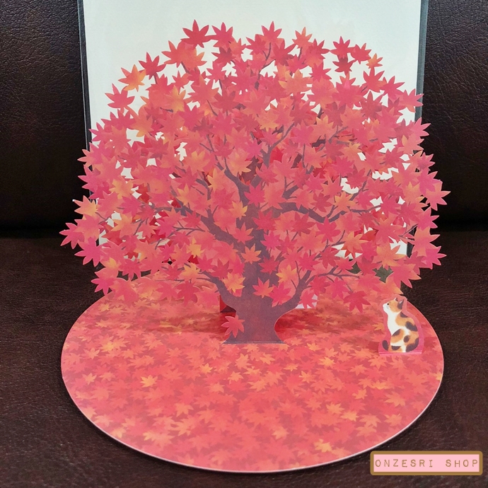 Sanrio Autumn Pop Up Card (Limited) ลายต้นไม้เปลี่ยนสี & น้องแมว เป็นการ์ดเปล่า กระดาษแข็งตั้งได้ น่ารักมาก มีพื้นที่ให้เขียนด้านล่าง พร้อมซองใส่ ขนาด 10.8 x 13 x 12 ซม.