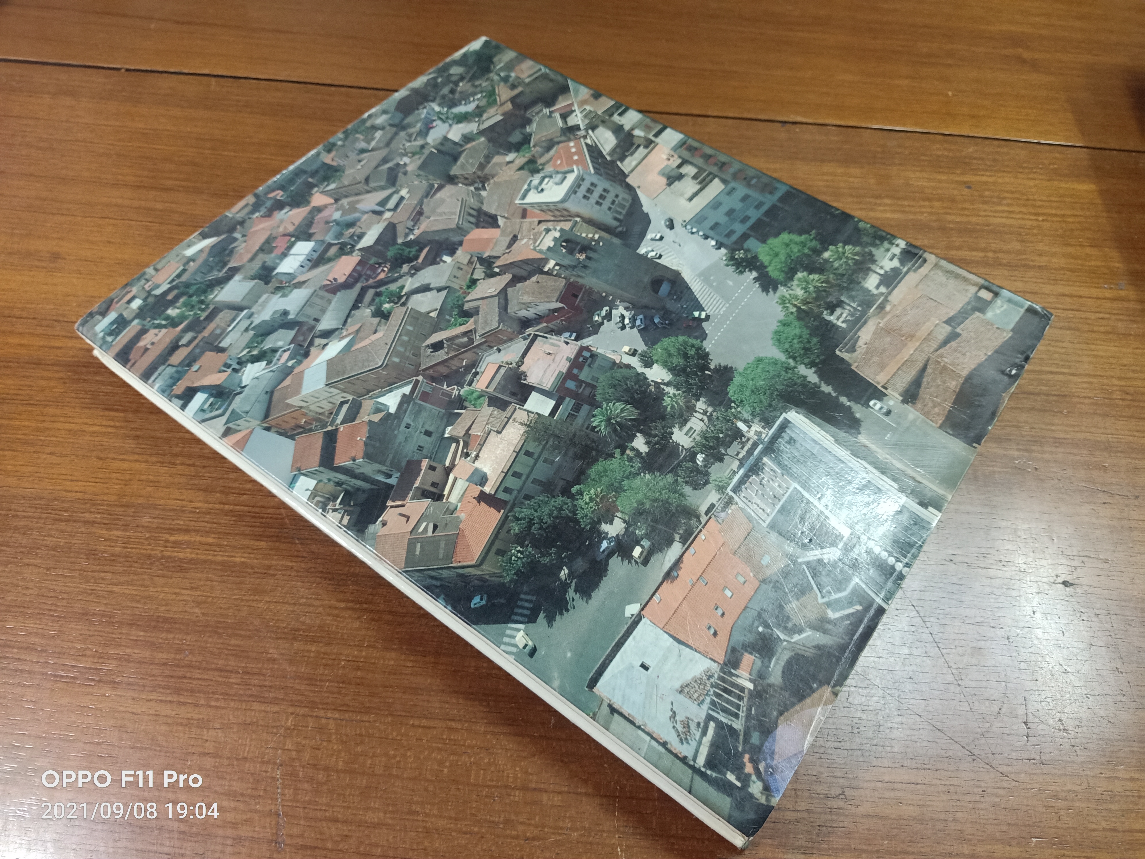 ORISTANO eil suo volto(หนังสือเล่มนี้สภาพไม่สมบรูณ์ด้านปกในตามรูปที่ถ่าย) / VICO MOSSA GIUSEPPE PAU