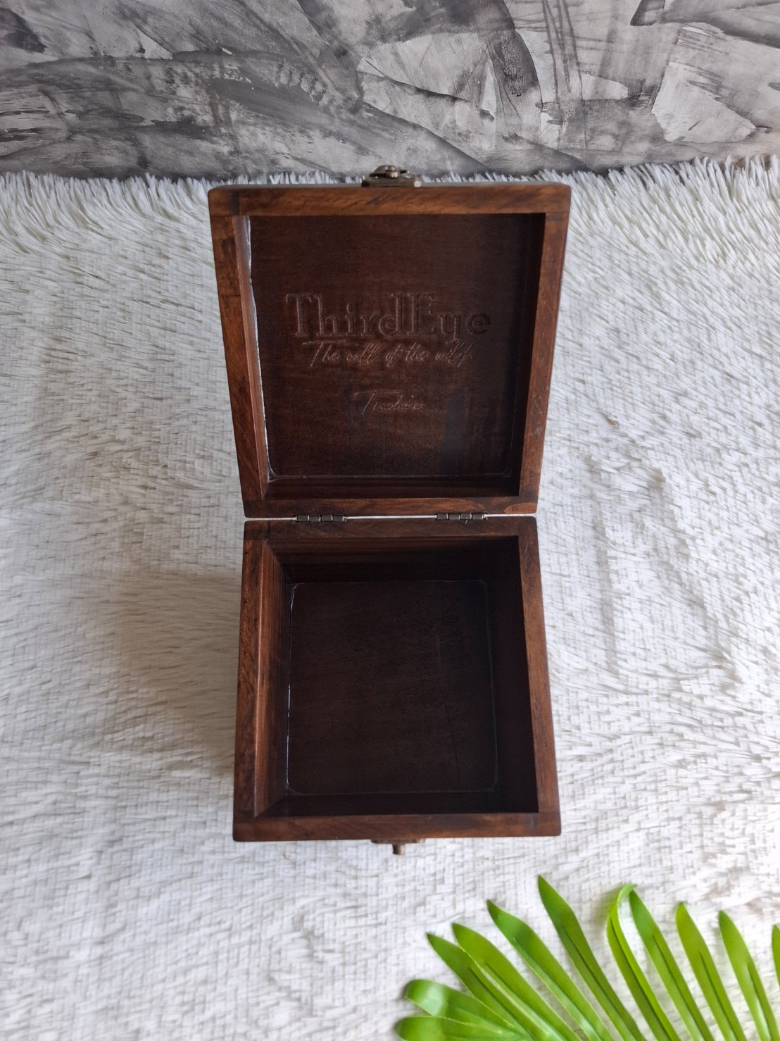 กล่องไม้สนแบบฝาล็อค