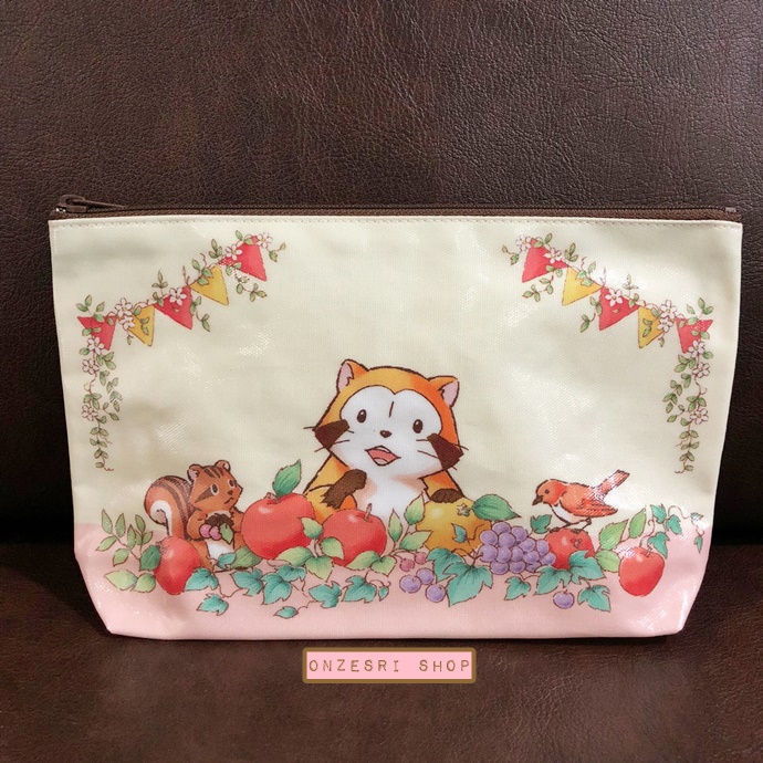 กระเป๋า Pouch แบบผ้าเคลือบ ลาย Rascal Party ขนาด 12.5 x 20.5 x 4.5 ซม.