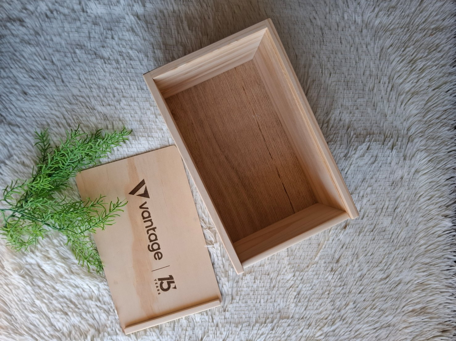 กล่องไม้ใส่แก้ว 2 ใบ