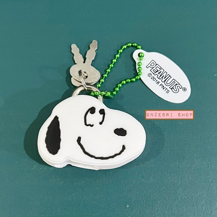 เซ็ตแม่กุญแจพร้อมลูกกุญแจ Korokoro Snoopy Mascot Padlock ทำจากยาง ขนาด 4.3 ซม. มี 3 แบบให้เลือก
