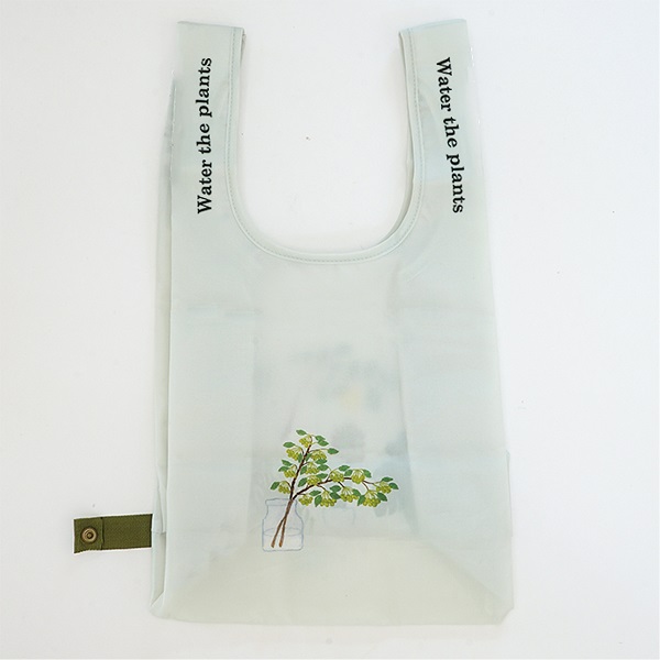 กระเป๋า Eco Bag Good Life by Yusuke Yonezu จากญี่ปุ่น ลาย Green (ต้นไม้) ไซส์ S ขนาด 41 x 23 x 12 ซม. / พับแล้วเหลือ 19 x 10 x 4 ซม. ฐานด้านล่างกว้าง ใส่ของได้เยอะ พับเก็บได้สะดวก