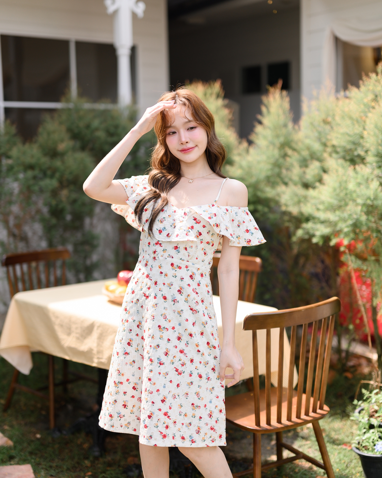 Hanano Yume Off-shoulder Dress