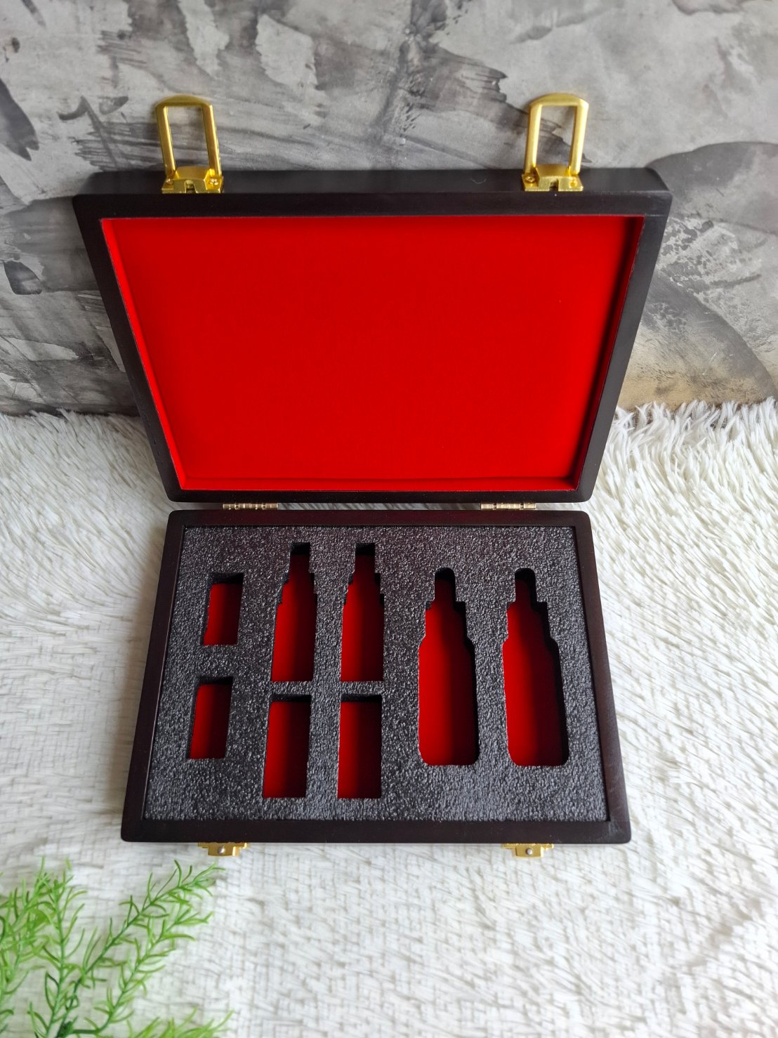 กล่องไม้ใส่ชุดยาไก่ซน