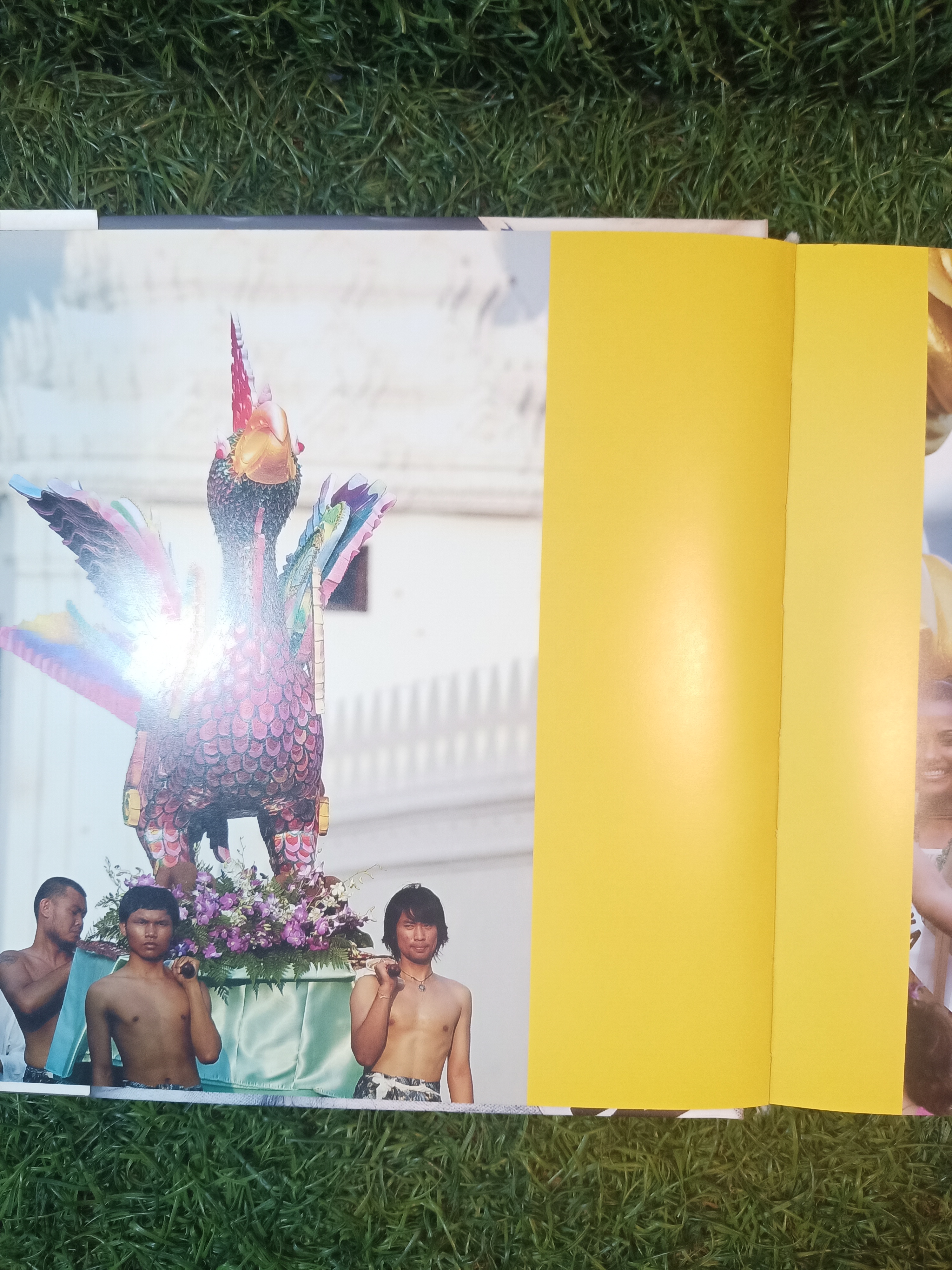 EXPERIENCE THE BEAUTY OF THAILAND