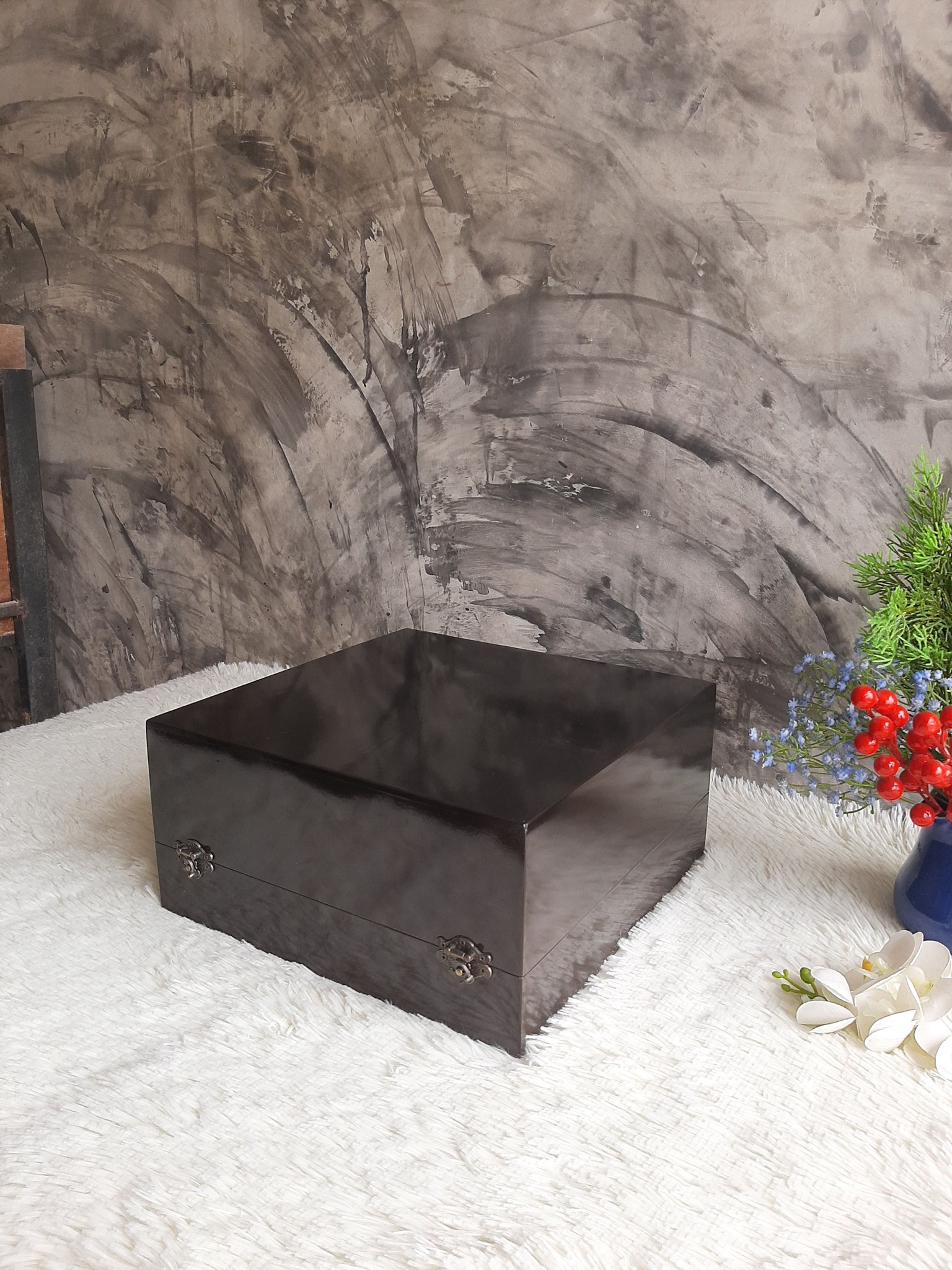 กล่องใส่มงกุฎชุดเครื่องเพชร