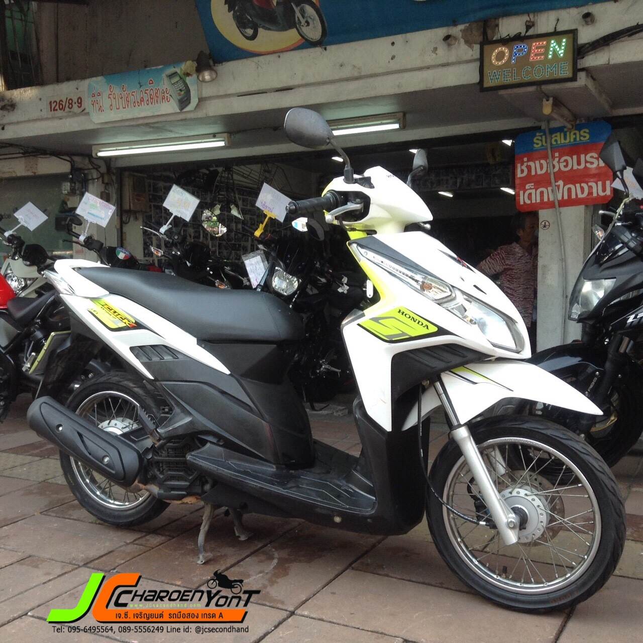 รถพร้อมใช้มาใหม่อีกคัน HONDA CLICK110i จดปลายปี53 หัวฉีดประหยัดน้ำมันสภาพเดิมดูดี เครื่องเดิมเงียบ ชุดสีแท้ทั้งคันมีรอยบ้างเล็กน้อยไม่ล้มถาก