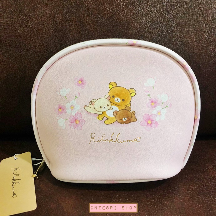 กระเป๋า Rilakkuma Sakura Series (Limited) แบบ Round Pouch แบบลายตรงกลาง ขนาด 15 x 12 x 7.5 ซม. เป็นหนัง PU