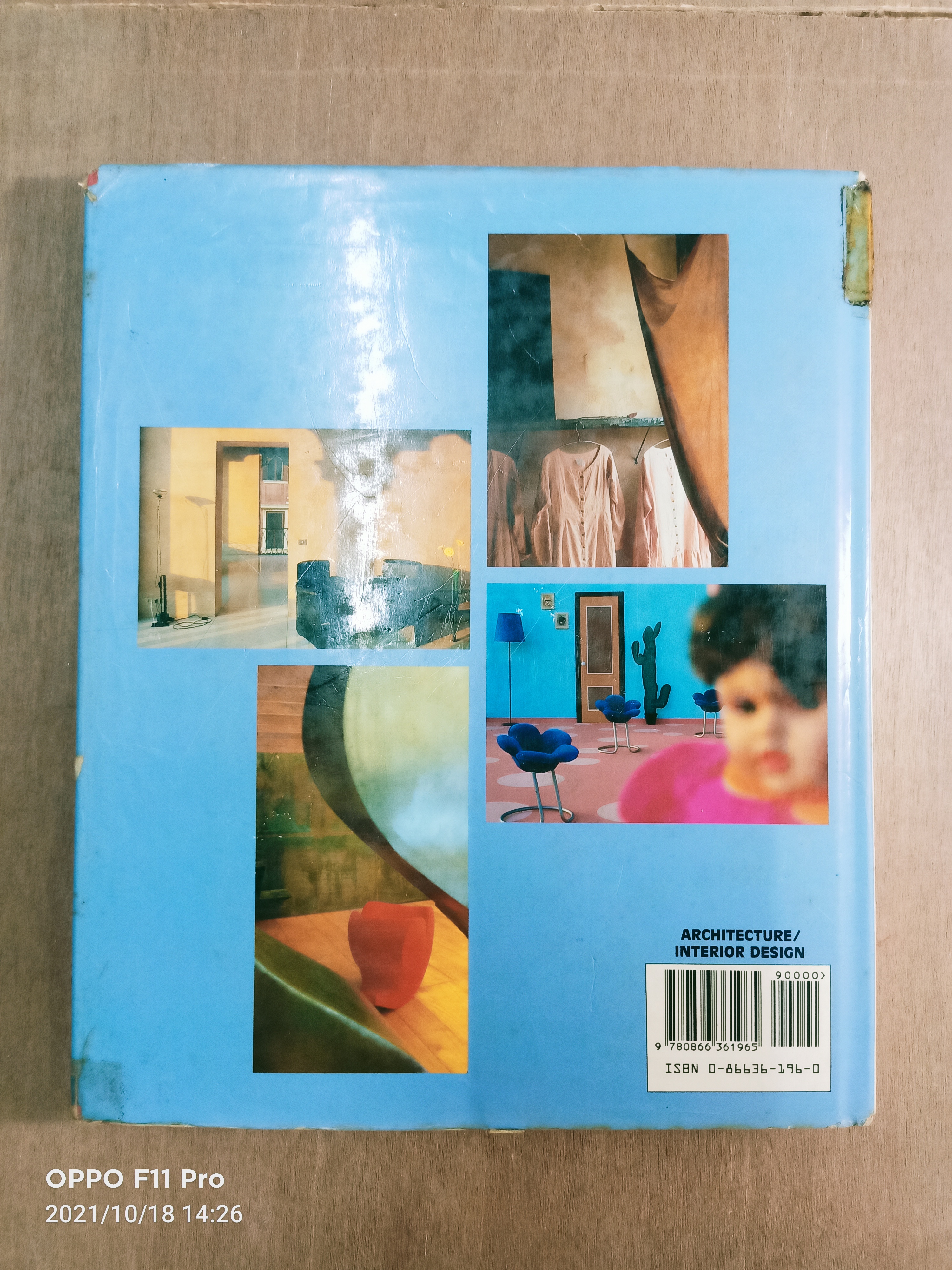 SHOWROOMS(หนังสือเล่มนี้สภาพไม่สมบรูณ์ หน้า161-162ไม่มี) / John Beckmann