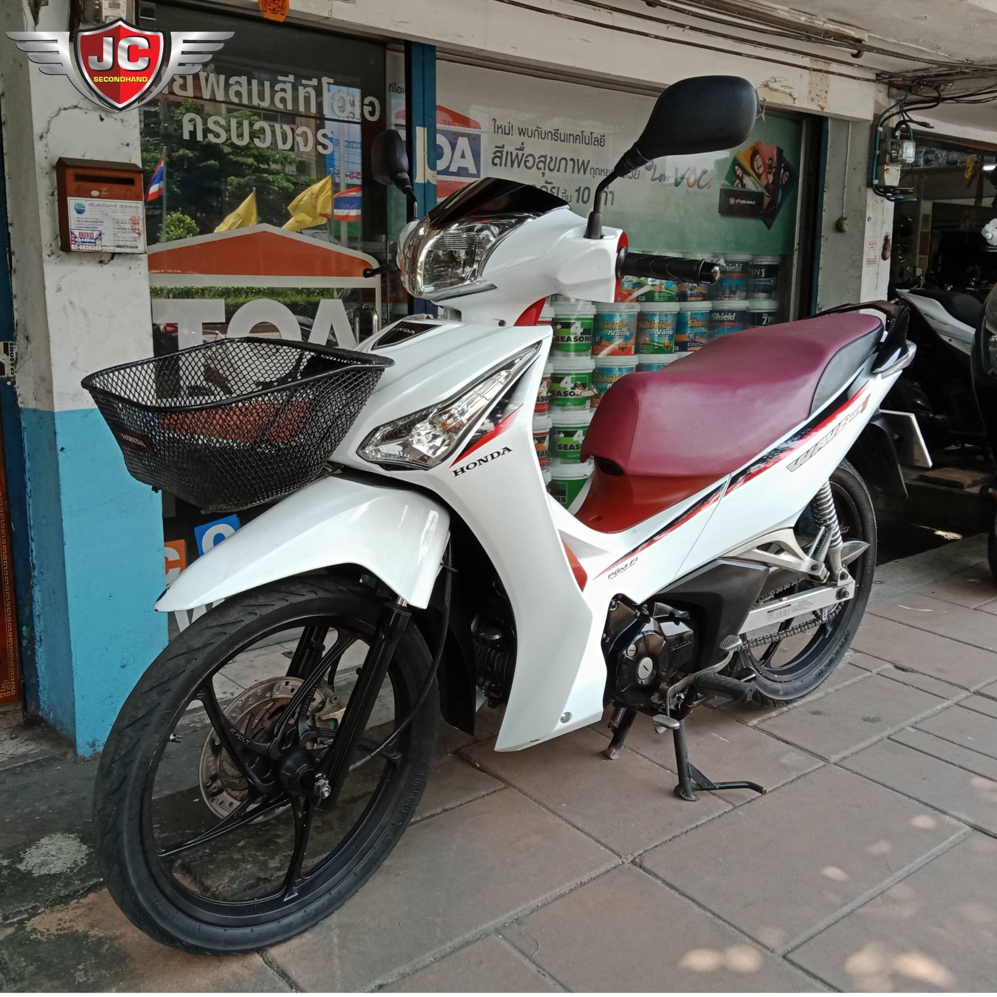 "รถตระกูลยอดฮิตมาใหม่จร้า" HONDA WAVE125i ล้อแม็ค จดทะเบียนกลางปี57 รถสภาพเดิมแววสะอาดตา เครื่องเดิมเงียบๆแน่นๆ