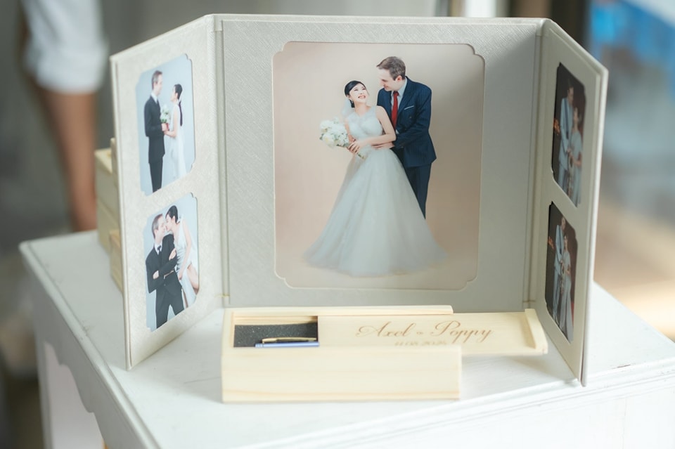 กล่องไม้ใส่ปากกา