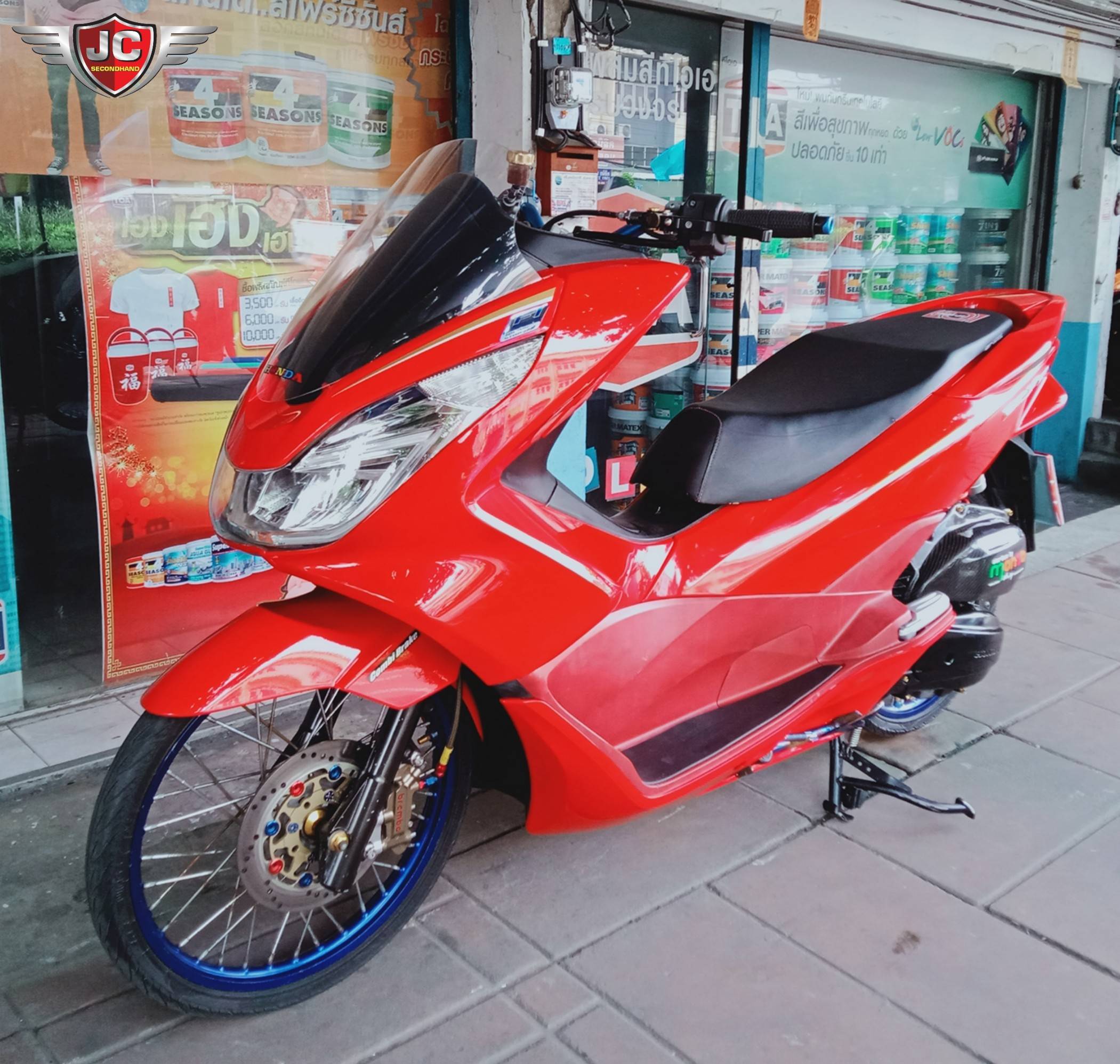 coolสุดติ่งจริงคันนี้cool HONDA PCX150 โฉม LED จดทะเบียนปี 57 สภาพโดนใจวัยรุ่น เครื่องเดิม แอบแต่งหล่อๆ วิ่งฉิวๆ ชุดสีแท้ใหม่ๆเงาแว๊บทั้งคัน