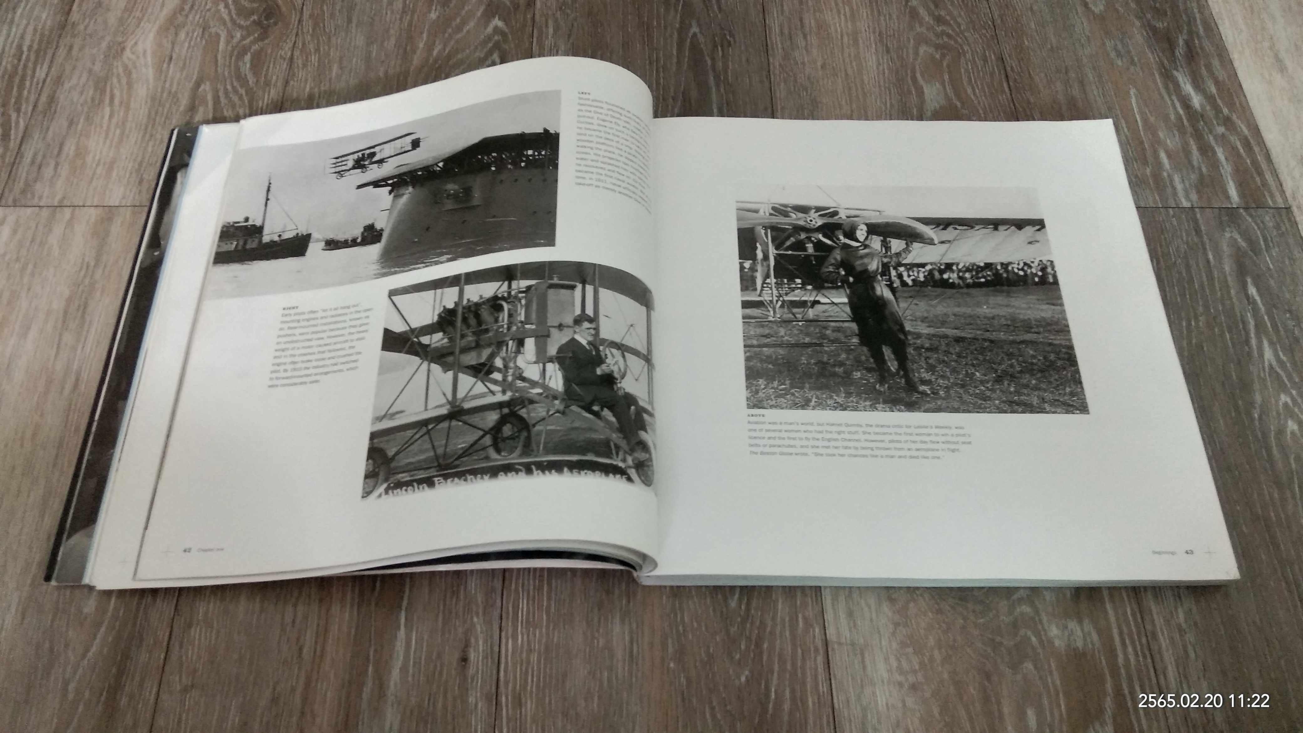 Flight : A History of Aviation in Photographs