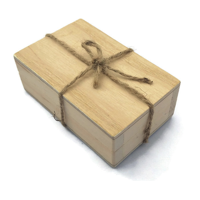 กล่องไม้สนขนาด 6X10x3.5CM