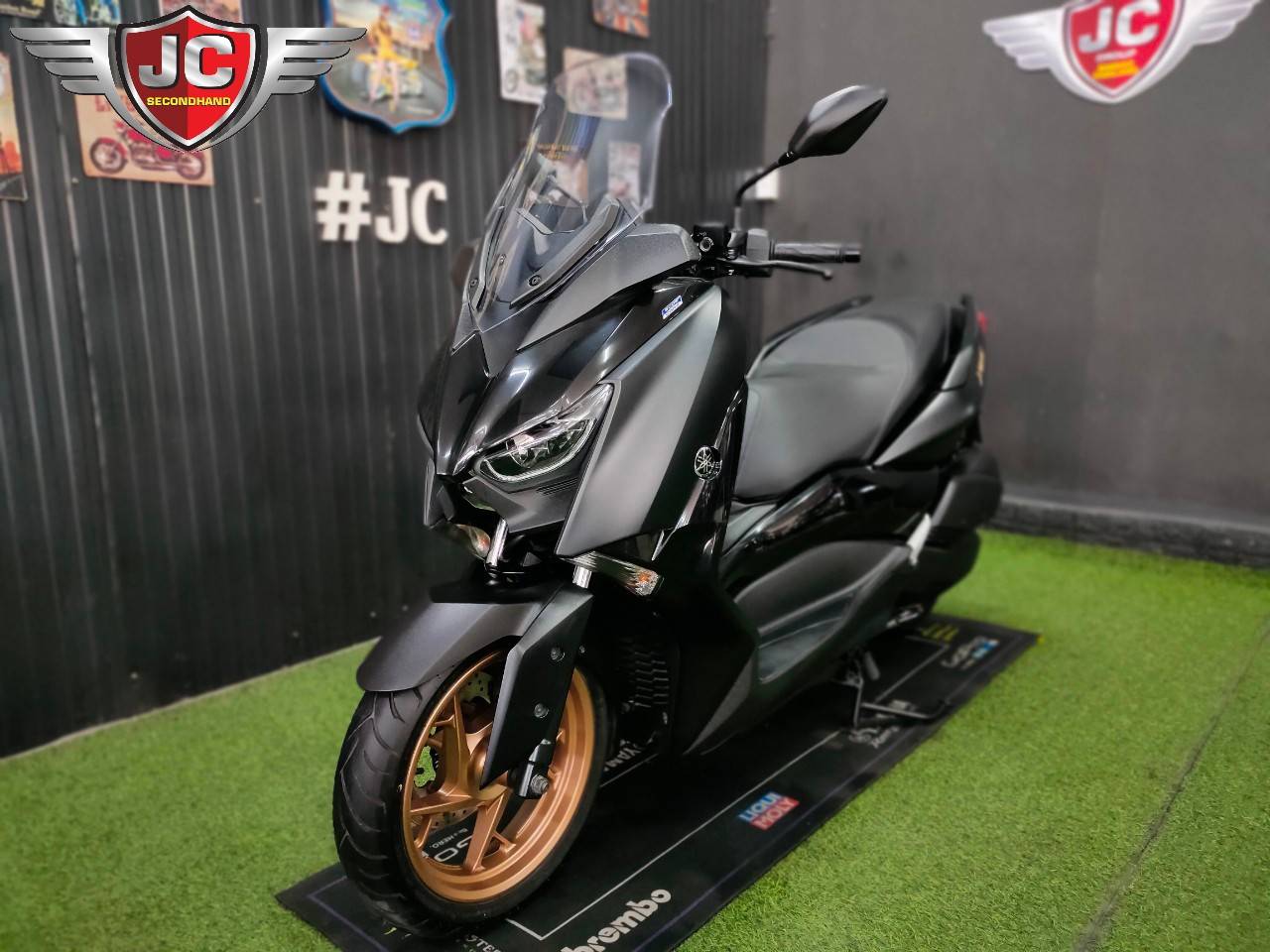 📢 มาให้จับจองกันแล้ว สกูตเตอร์ตัวแรงส์ YAMAHA XMAX300 'โลโก้ทอง' รถปลายปี2021 สวยเดิมใสไมล์แท้ไร้อุบัติเหตุ‼️