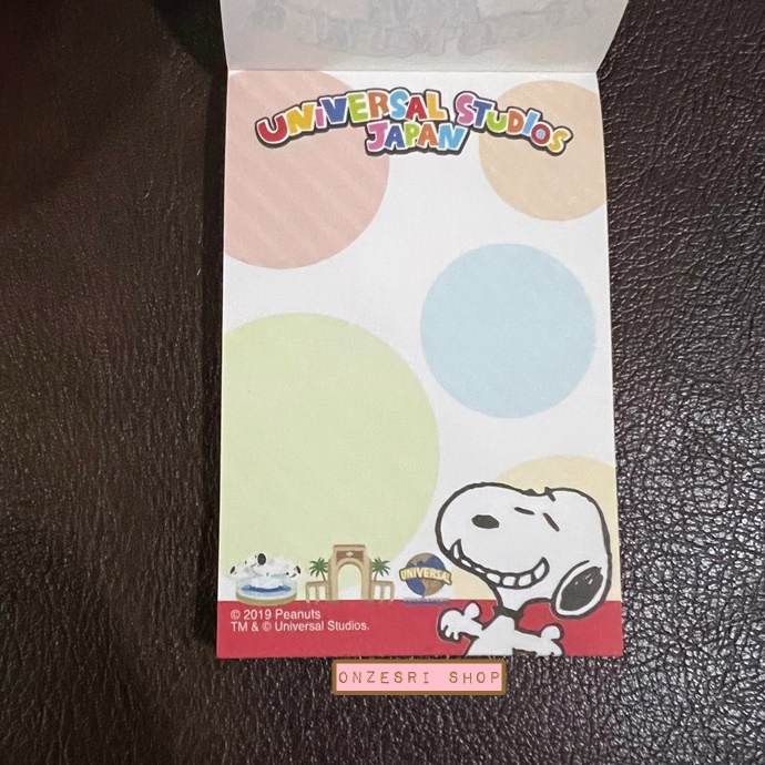 เซ็ตสมุดฉีกเล่มเล็ก 3 เล่ม ลายรวม Characters (USJ) แบบ Snoopy & Elmo ขนาด 6 x 9 ซม. เล่มละ 60 แผ่น มีขายเฉพาะที่ Universal Studios Japan เท่านั้น