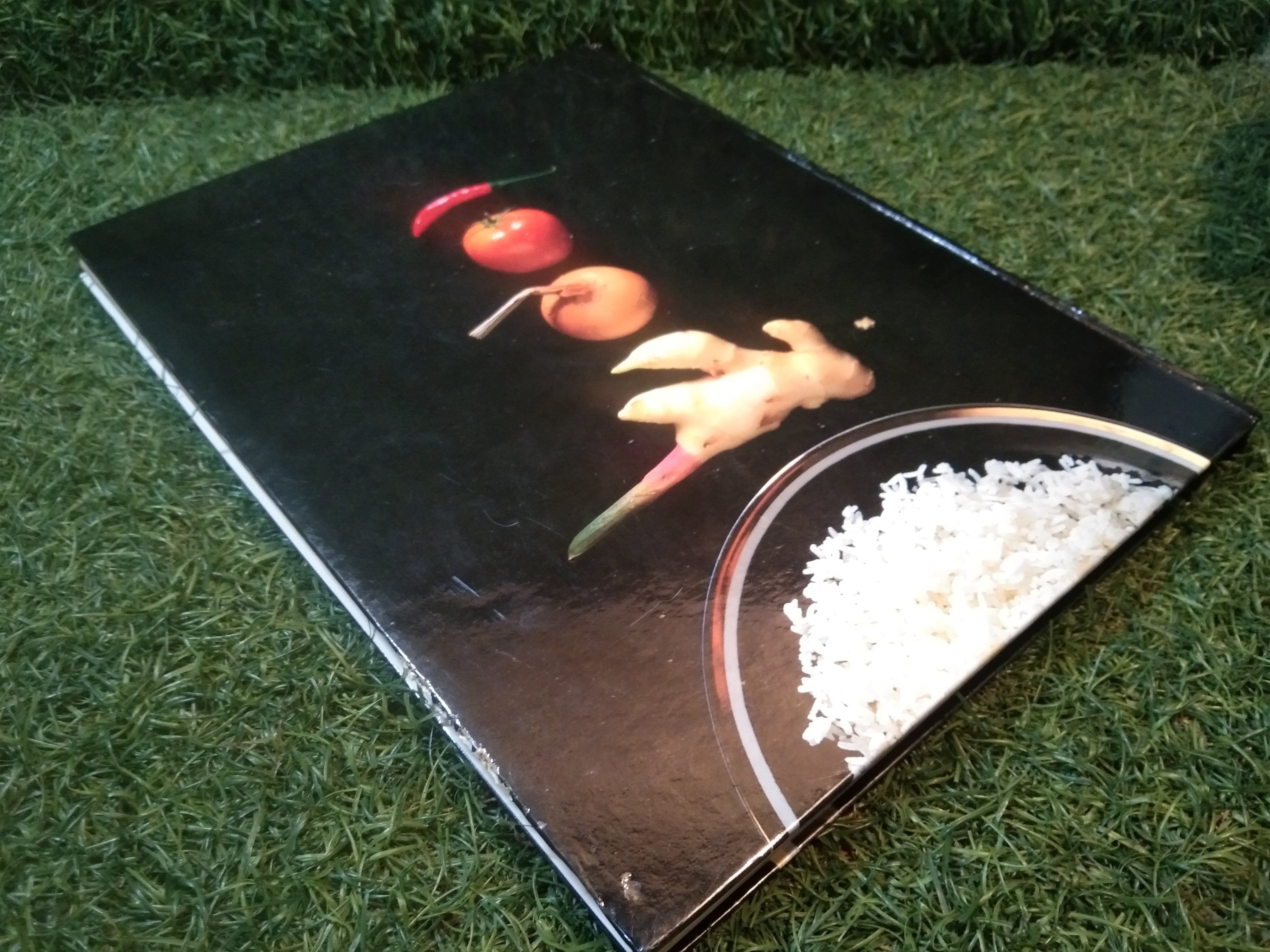 ตำรา อาหารภัตตาคาร / อาจารย์ศรีสมร คงพันธุ์