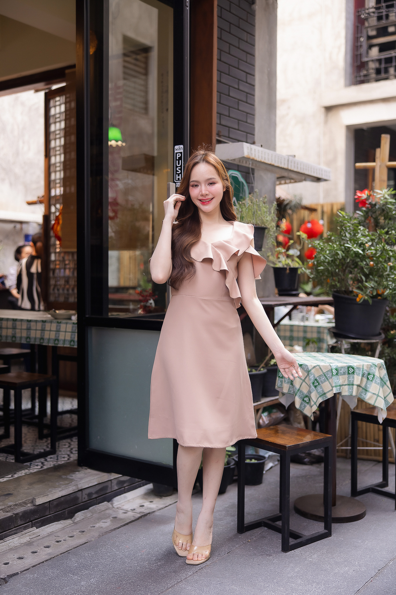 Esme Ruffle Dress : เดรสเว้าไหล่สีโอวัลติน