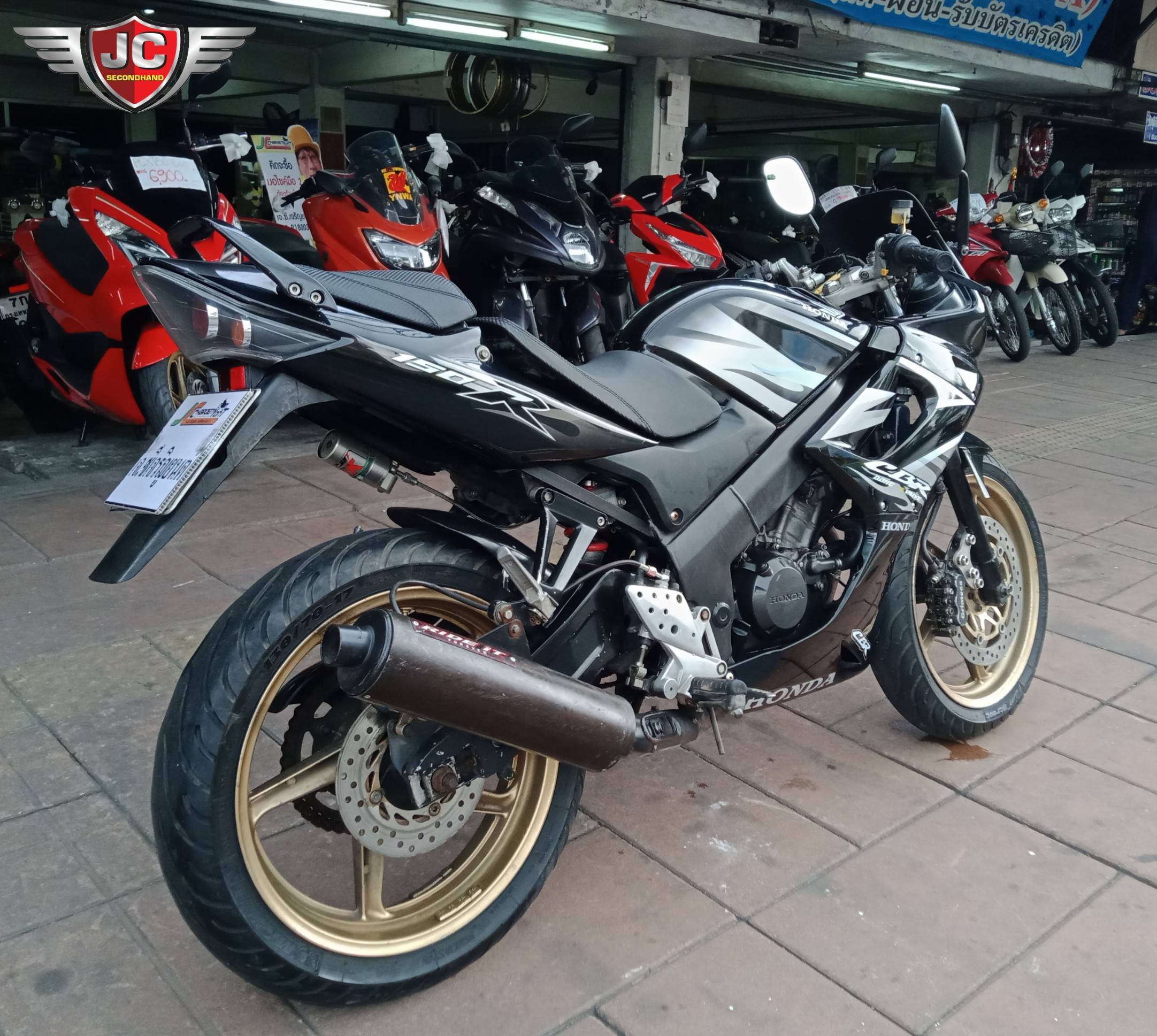 "เก่าแต่เก๋า" รถบ้านเทินร์มา HONDA CBR150~ตัวสุดท้ายของรุ่น~ จดทะเบียนปลายปี52 สภาพภายนอกมาเต็ม แต่เครื่องไม่แกะ ทั้งเงียบทั้งแน่น