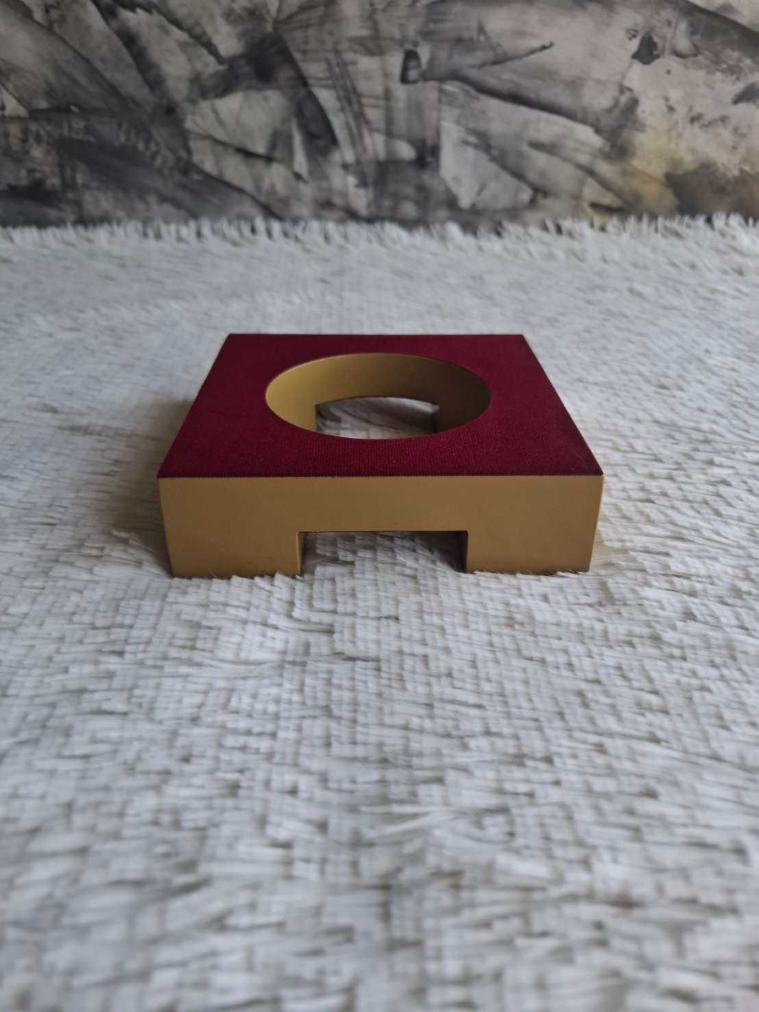 แท่นไม้วางของ