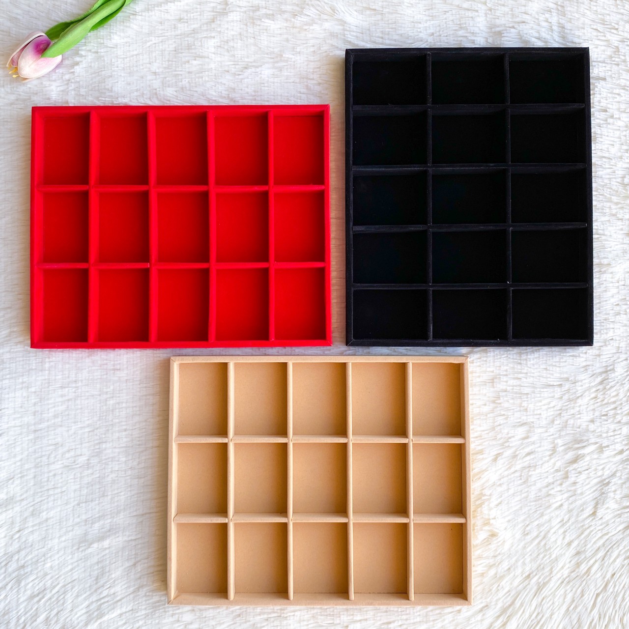 ถาดใส่พระ บุกำมะหยี่ (Velvet Tray)