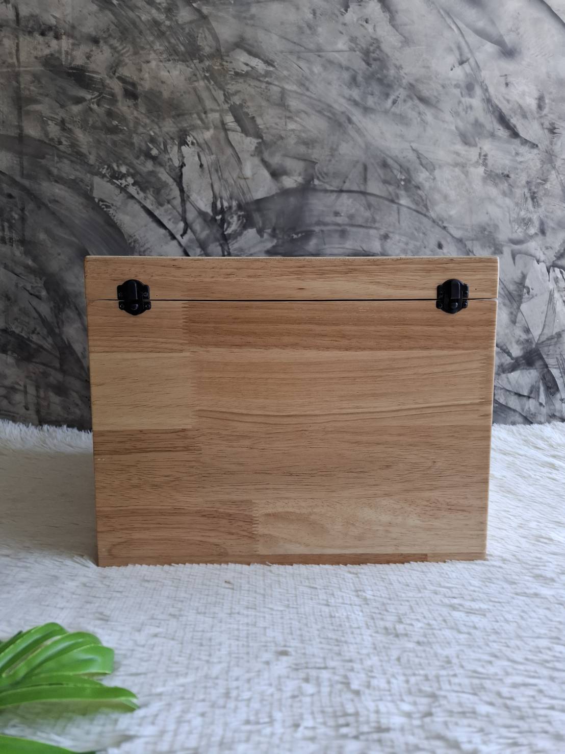 กล่องไม้ใส่โมเดล