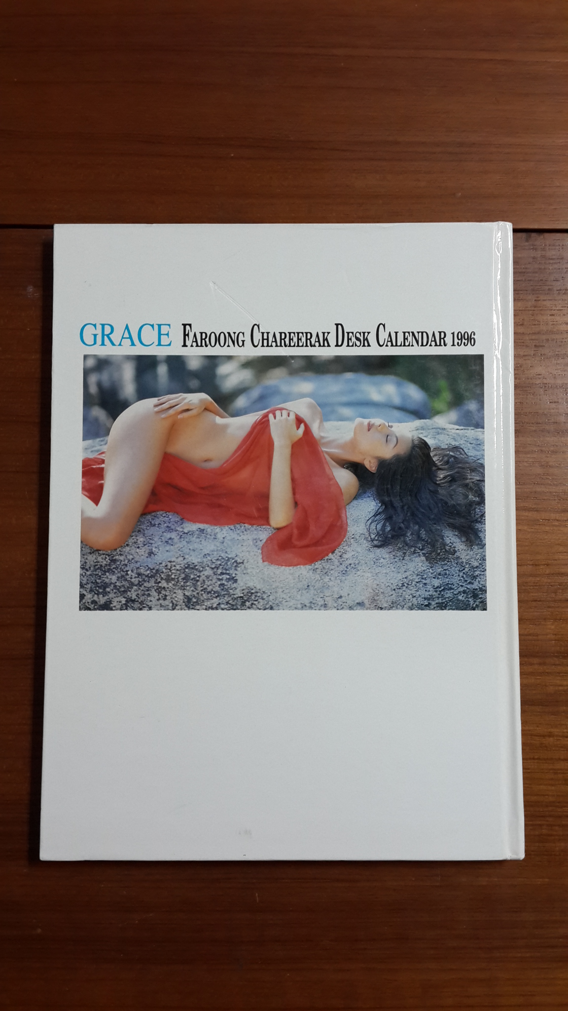 GRACE FAROONG CHAREERAK DESK CALENDA 1996