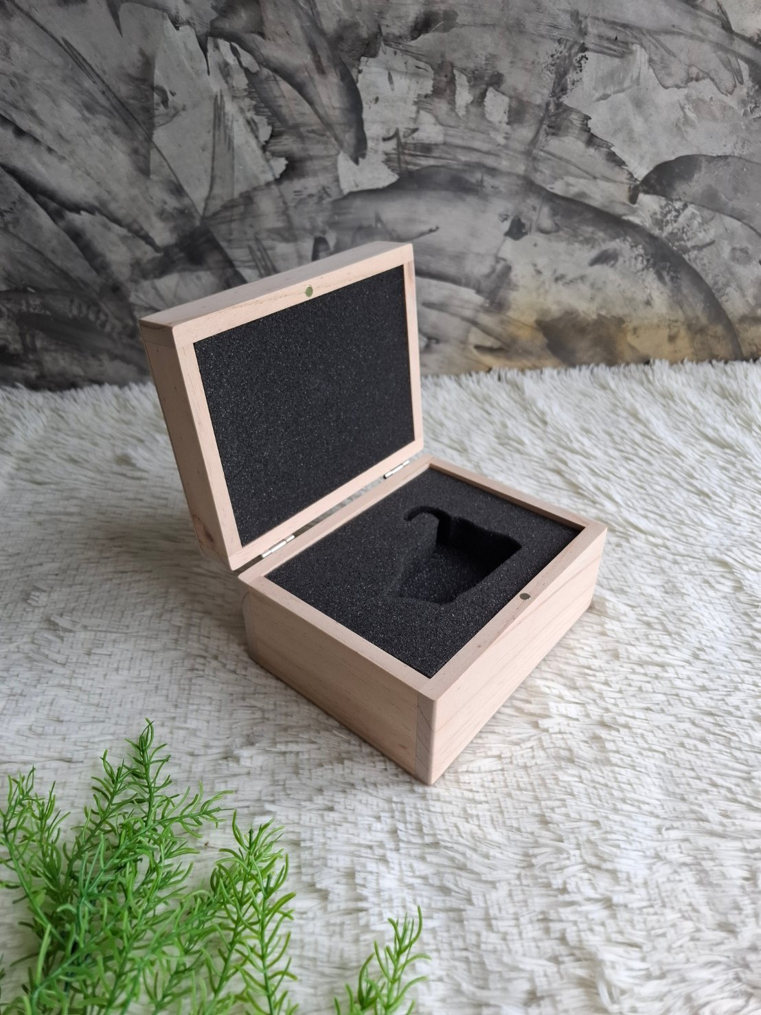 กล่องไม้ใส่งานโมเดล