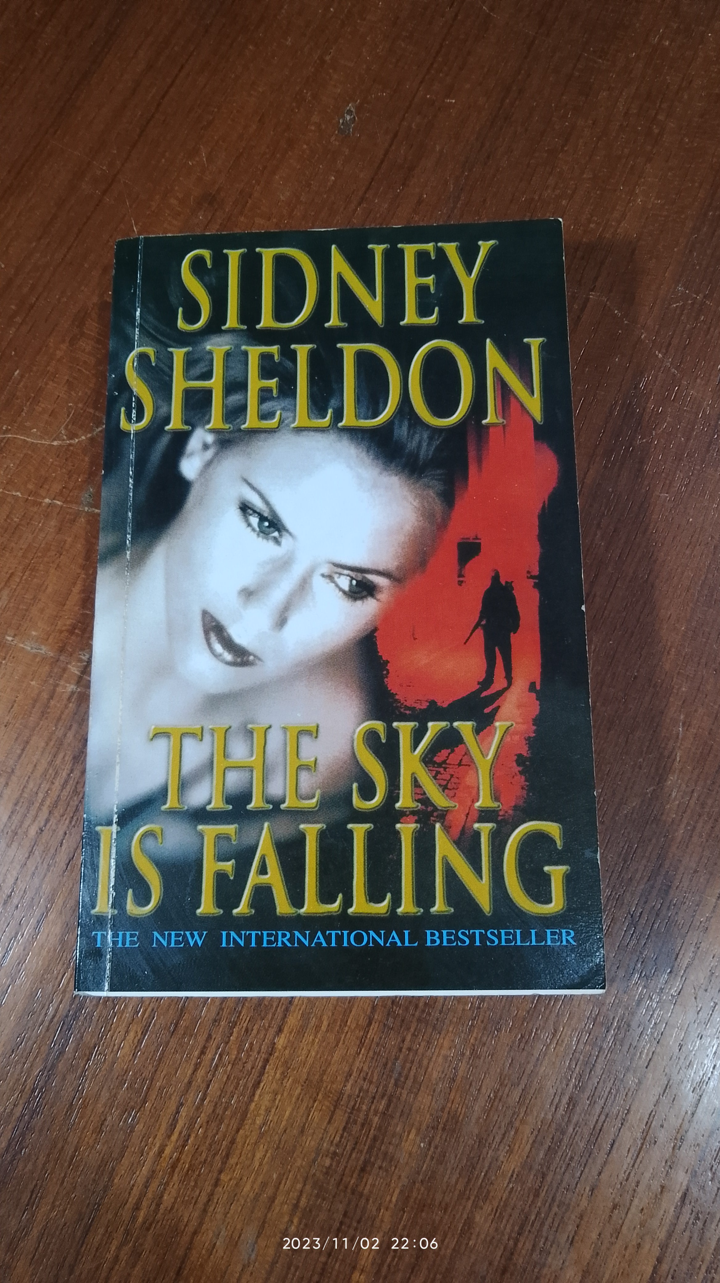 ล้างตระกูลเทวดา / สุวิทย์ ขาวปลอด แปล