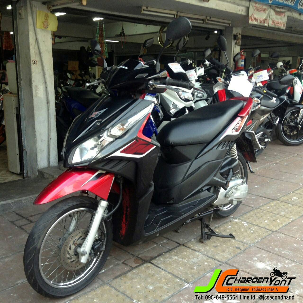"รถบ้านมาใหม่อีกคันจร้า" HONDA CLICK110i หัวฉีด จดทะเบียนกลางปี53 สภาพโคตรเดิม แท้ติดรถทั้งคัน มีรอยบ้างจากการใช้งาน เครื่องดีเงียบๆวิ่งนิ่มๆ ศูนย์ไม่เสีย