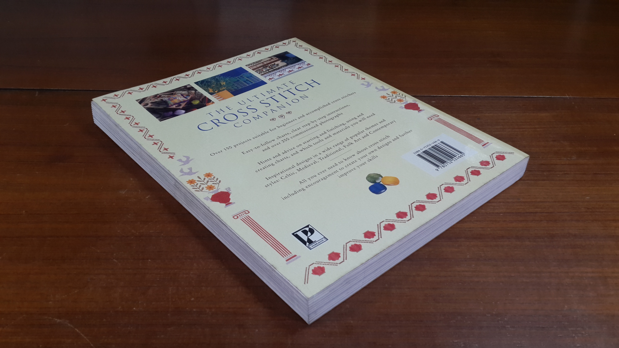 THE ULTIMATE CROSS STITCH COMPANION / DOROTHY WOOD