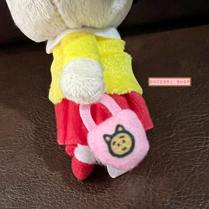 พวงกุญแจตุ๊กตา Chibi Maruko Chan ถือกระเป๋าสีชมพู ขนาด 11.5 x 6 x 5.1 ซม.