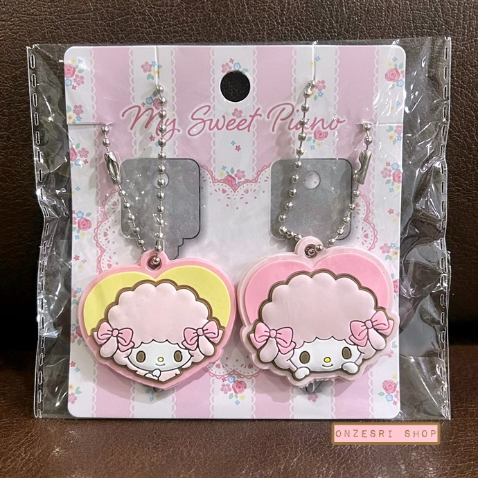 เซ็ตพวงกุญแจคู่ ลาย My Sweet Piano Key Cover (Heart) เป็นยางครอบหัวกุญแจได้ ทำจากซิลิโคน ขนาด 8.4 x 12.4 ซม.