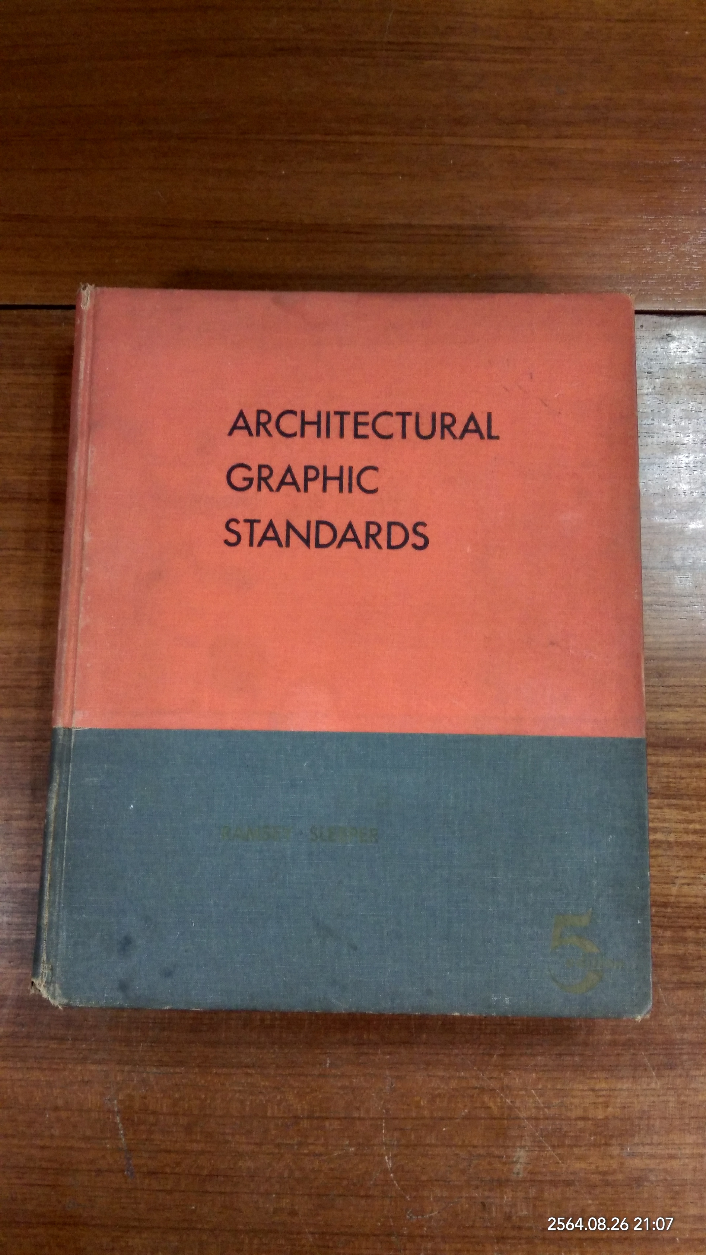 ARCHITECTURAL GRAPHIC STANDARDS (Fifth Edition)