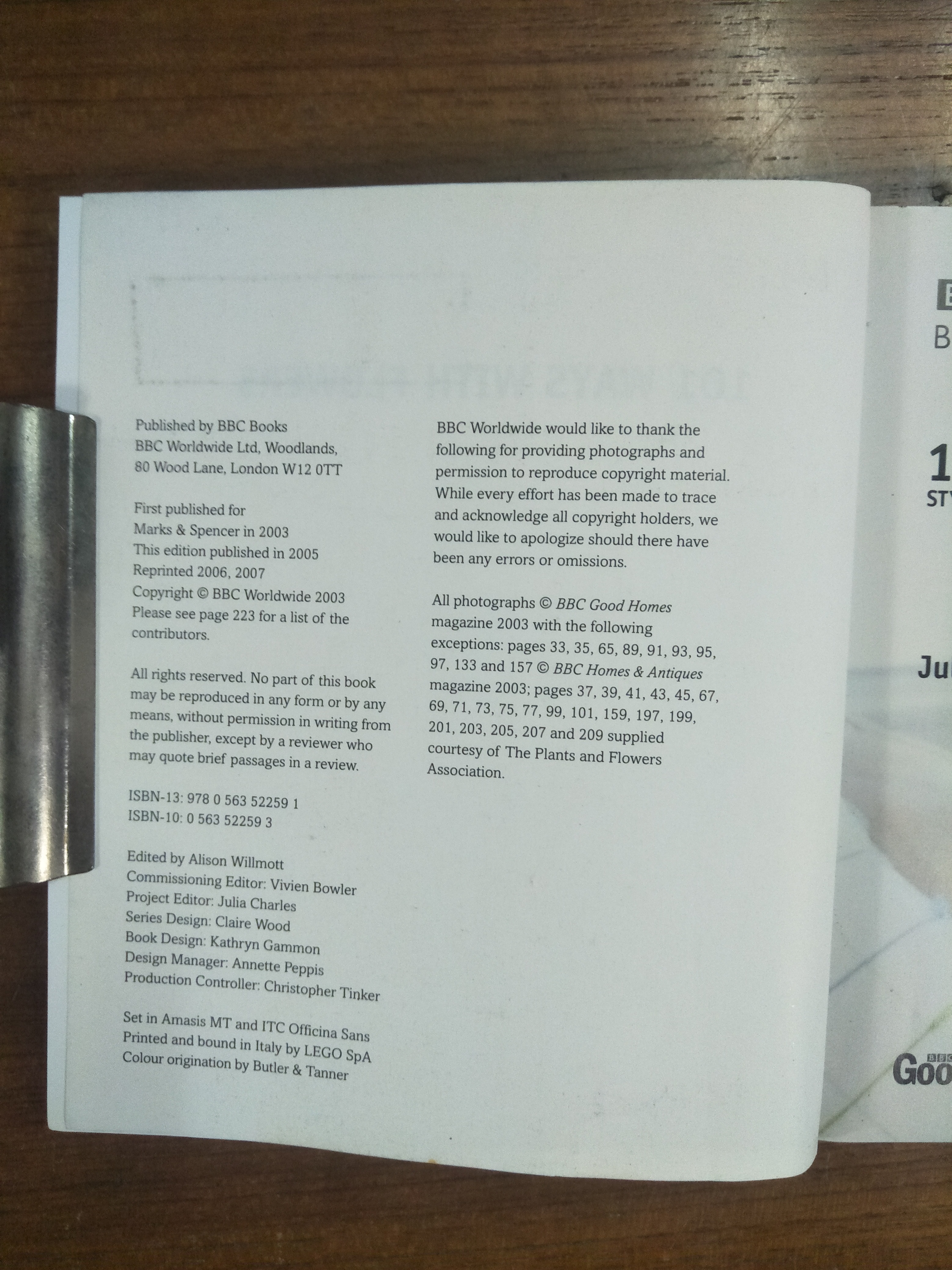 Good Home 101 WAYS WITH FLOWERS / BBC BOOK