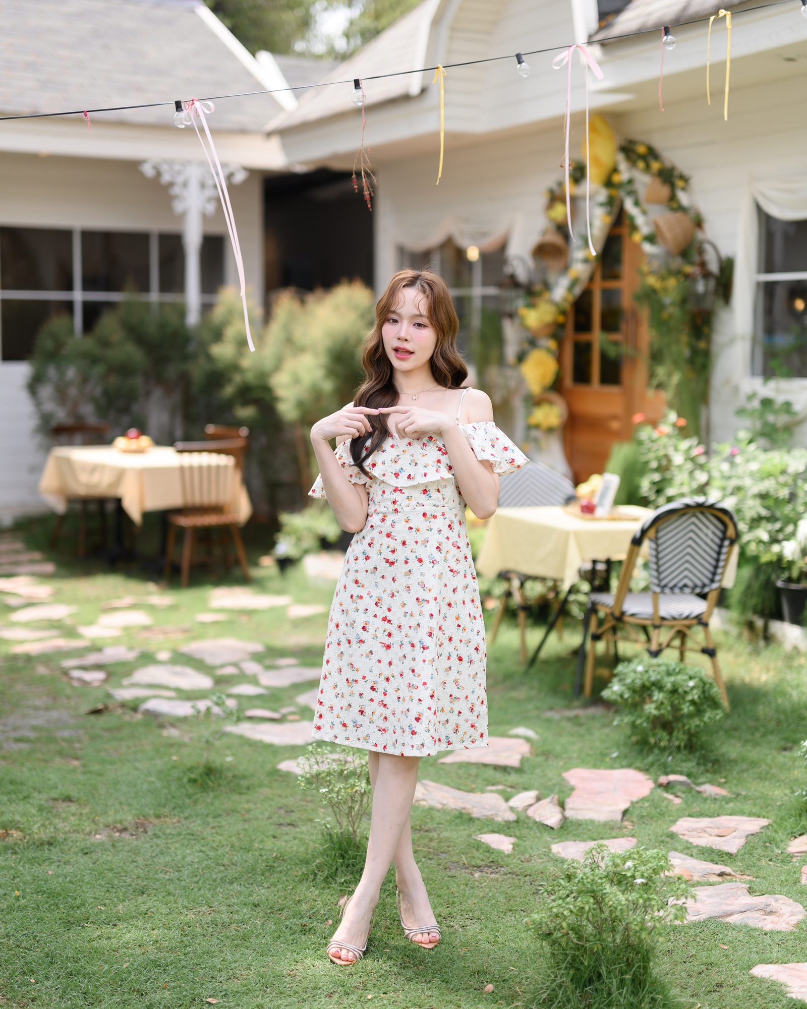 Hanano Yume Off-shoulder Dress