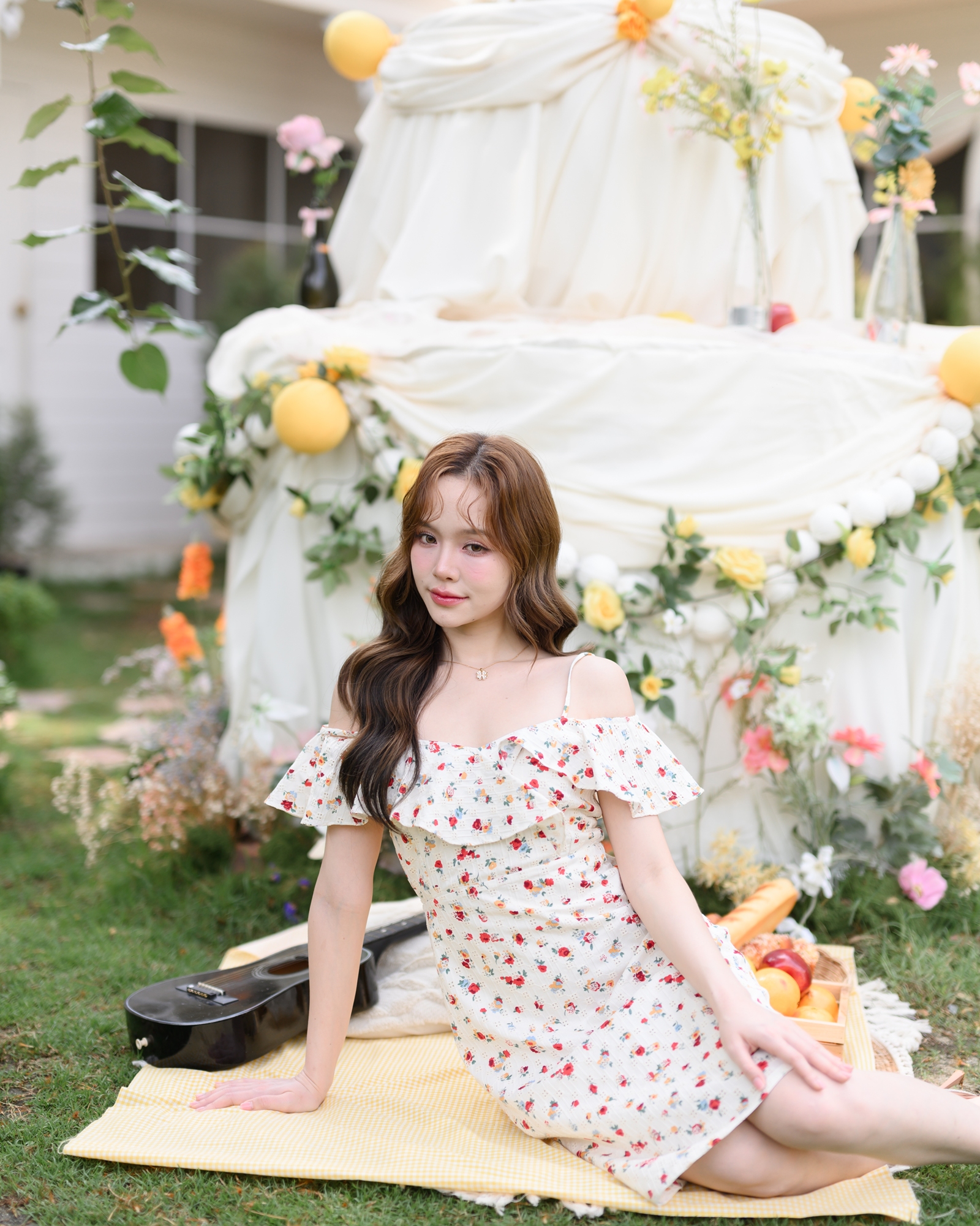 Hanano Yume Off-shoulder Dress