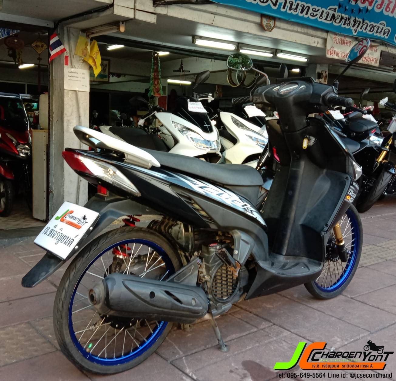 รถบ้านแต่งแนวๆราคาเบาๆ HONDA CLICK110 จดทะเบียนปลายปี 49 สภาพครบๆ รถพร้อมใช้งาน เครื่องแน่นๆแนววัยรุ่น ขี่ดีศูนย์ไม้เสีย ชุดสีสภาพดีทั้งคัน