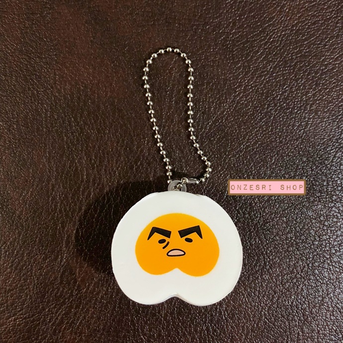 พวงกุญแจ Gudetama Funi Funi Squeeze เป็นแบบนิ่ม มี 3 แบบให้เลือก